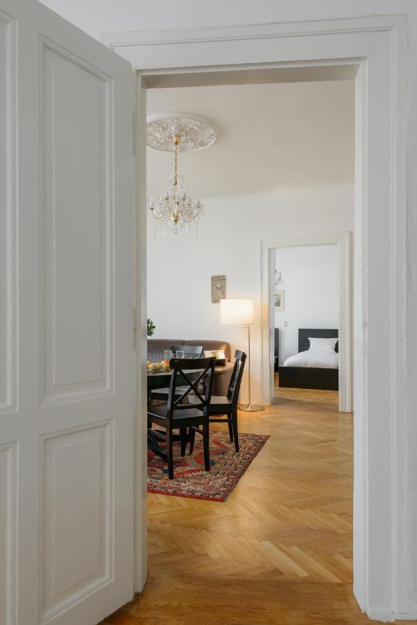 珀德特拉提出色公寓 布拉格 外观 照片